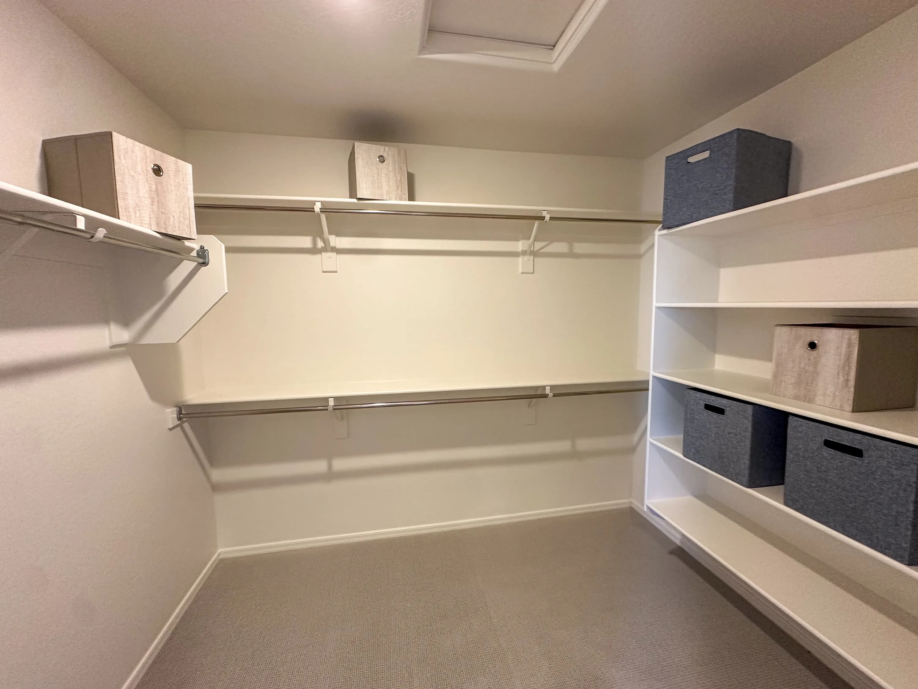 Plan 2636 — interior