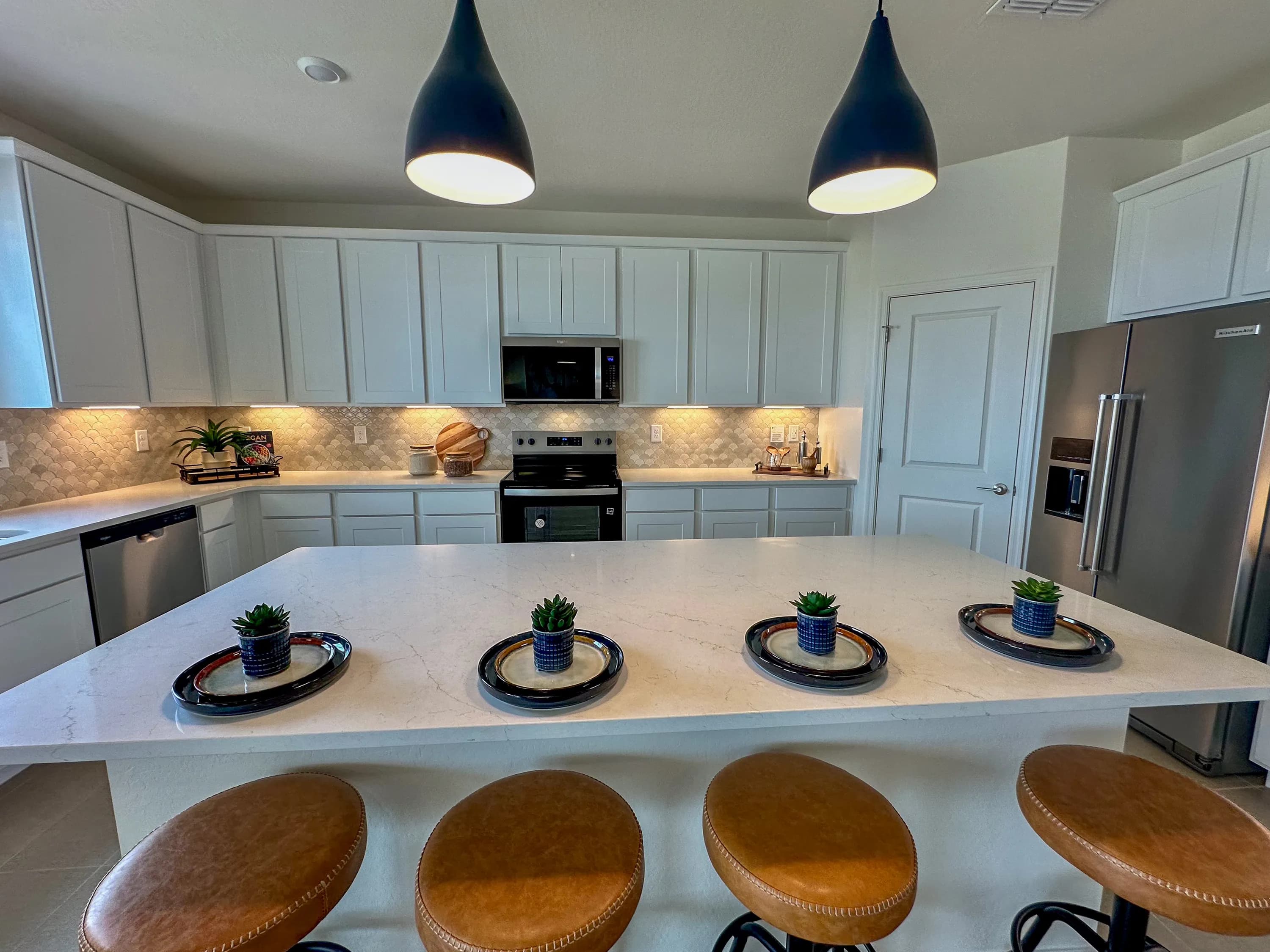 Plan 2373 by KB Home at Enclaves at Skyline Village — photo 5 of 17