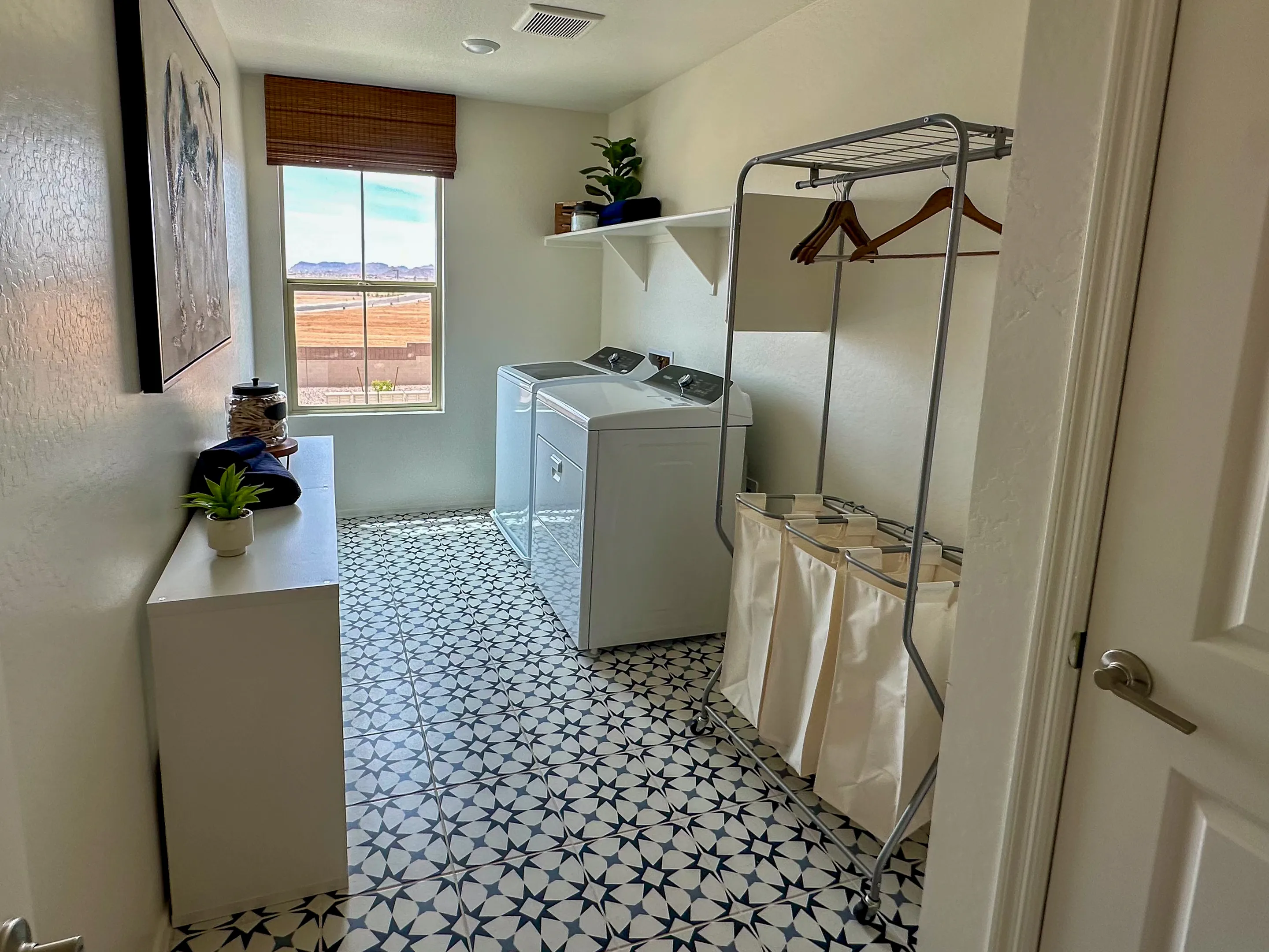 Plan 2373 by KB Home at Enclaves at Skyline Village — photo 14 of 17