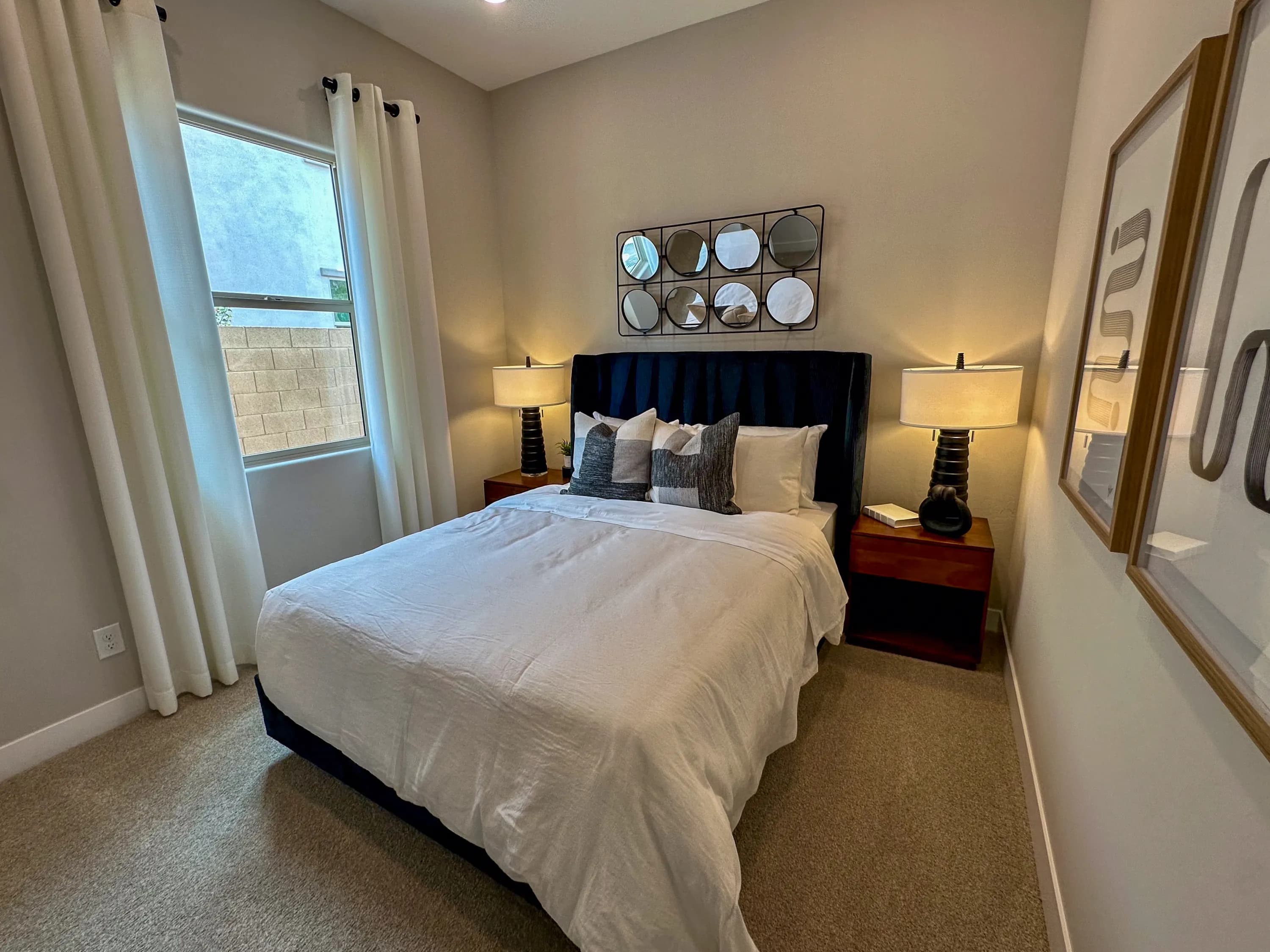 Mead — interior