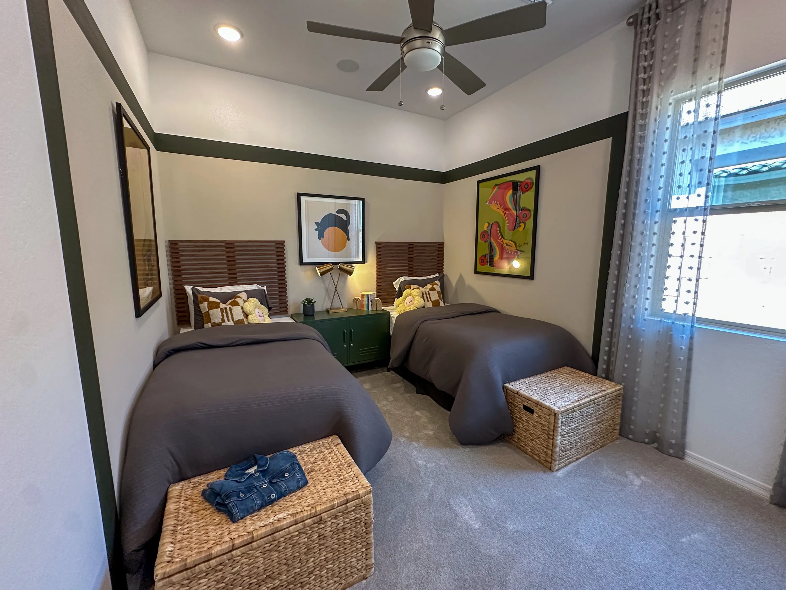 Ginger — interior