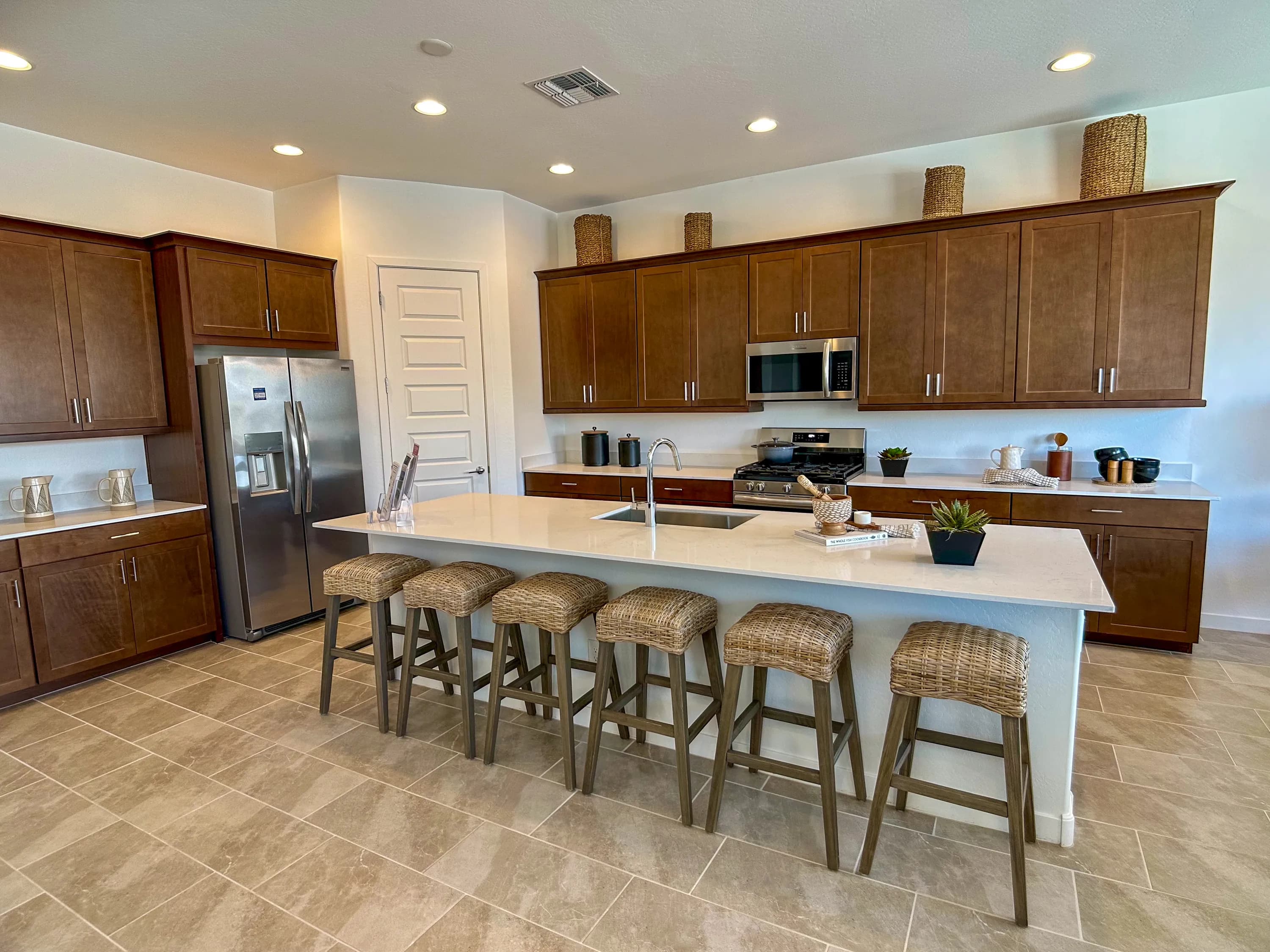 Trillium — interior