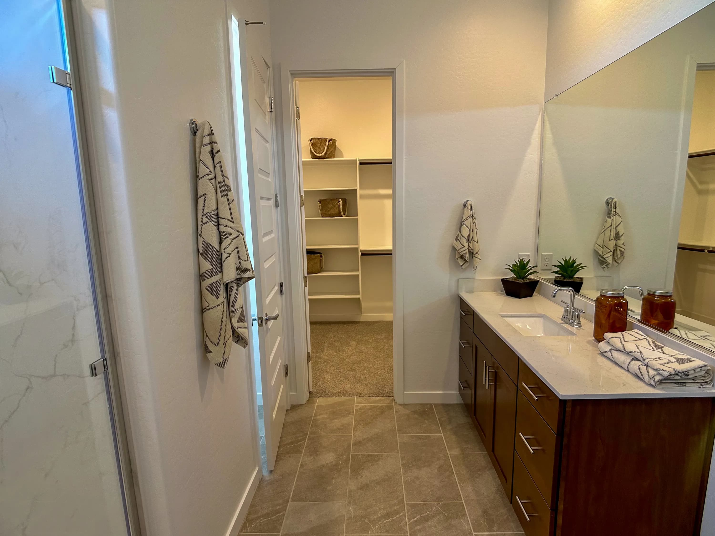 Trillium — interior