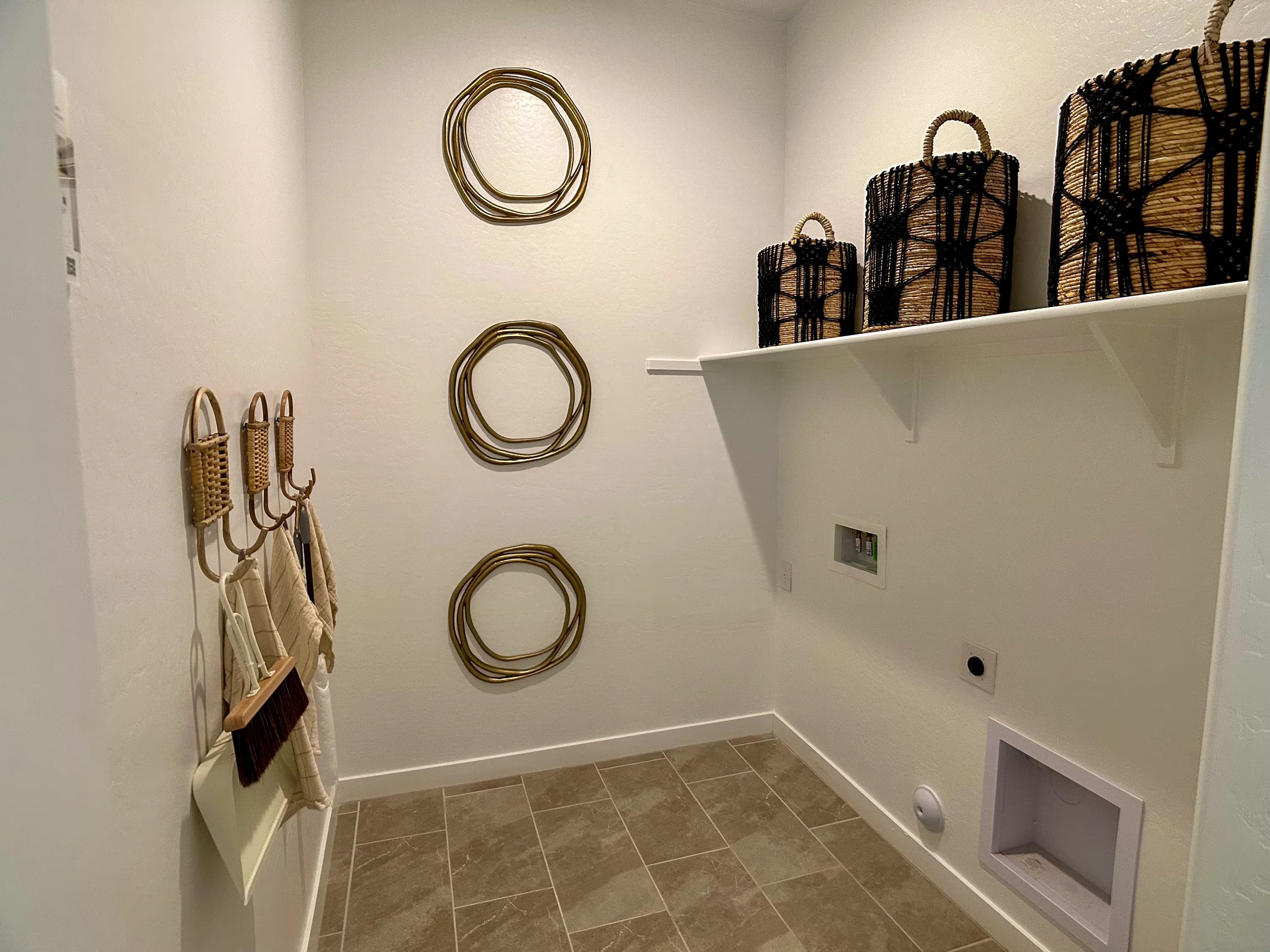Trillium — interior