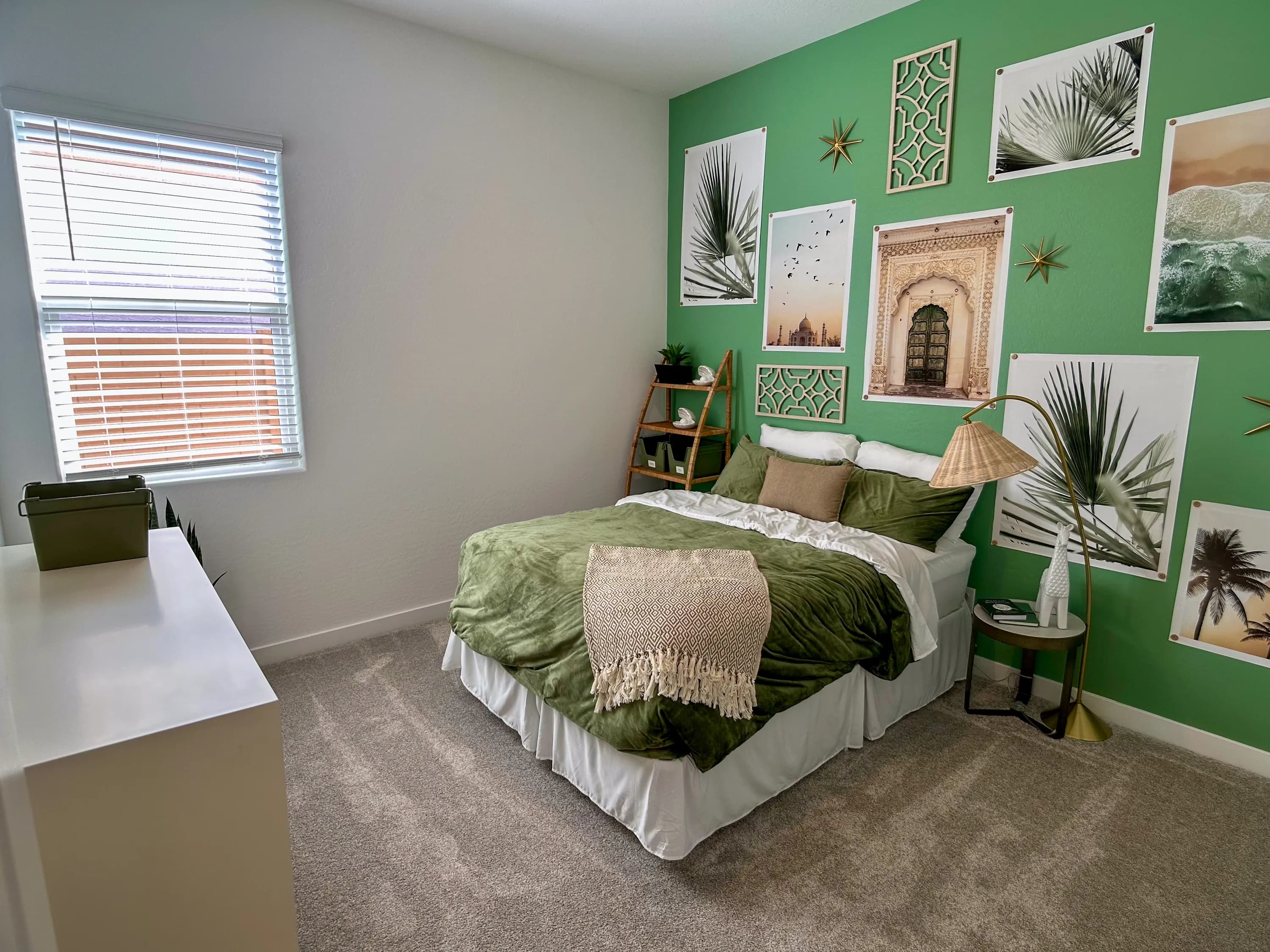 Trillium — interior