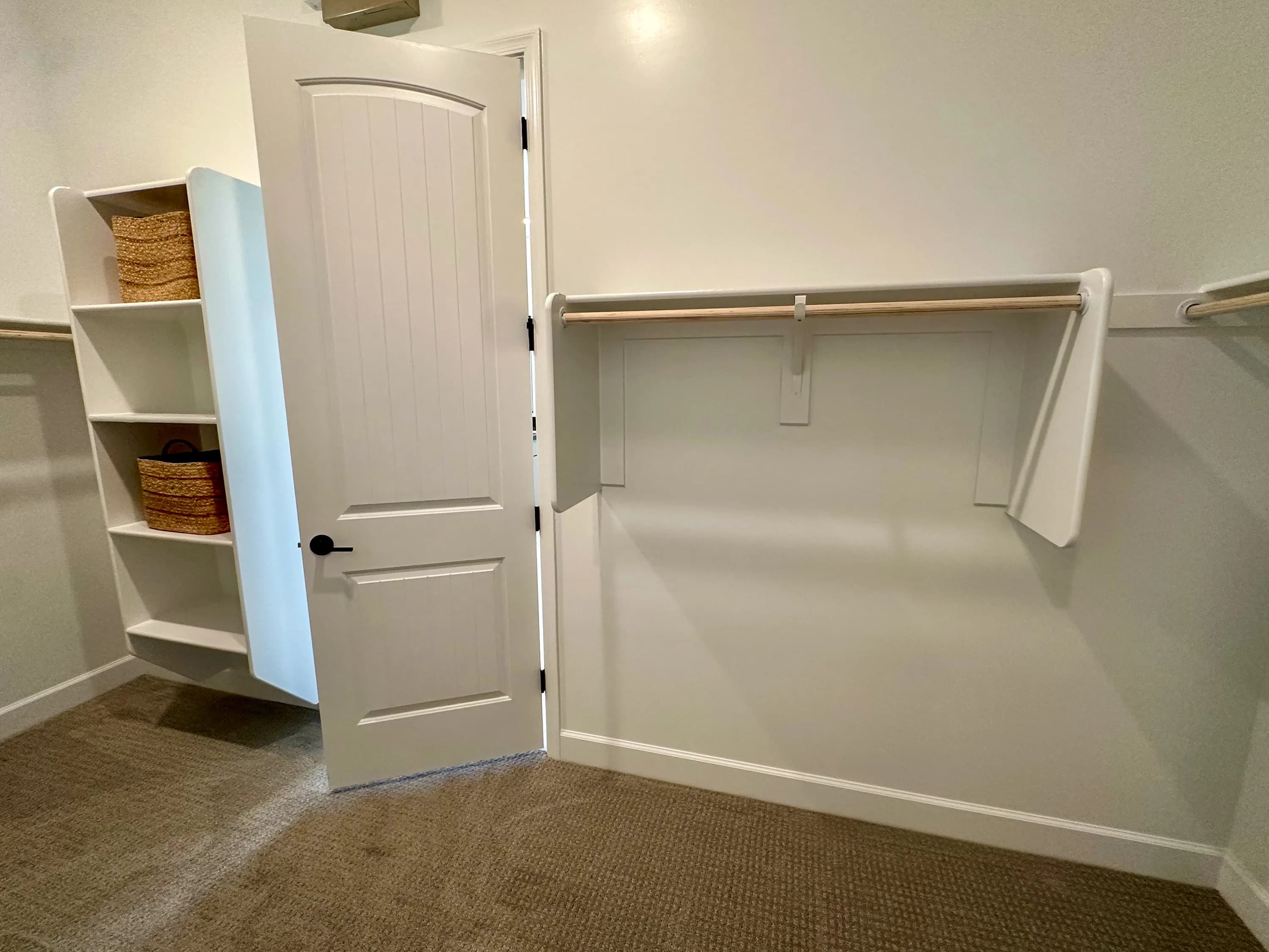 Currant — interior