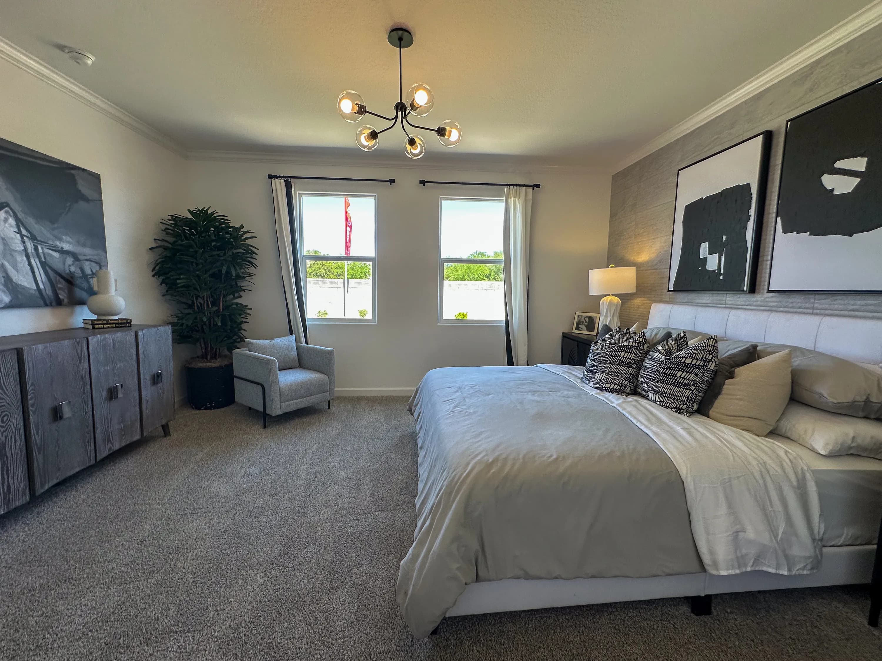 Huntsville by D.R. Horton at Desert Moon Estates — photo 9 of 14