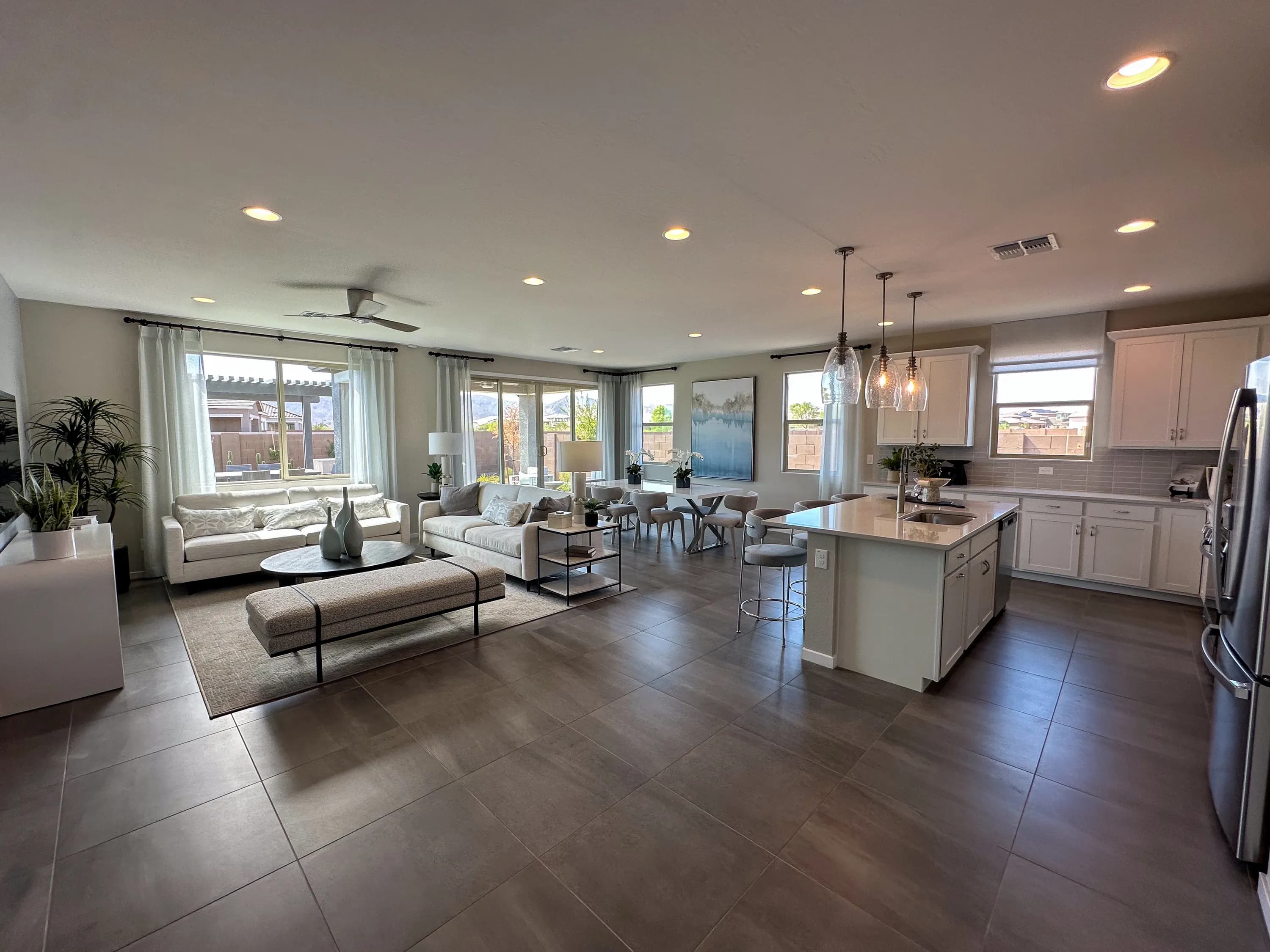 Agate — interior