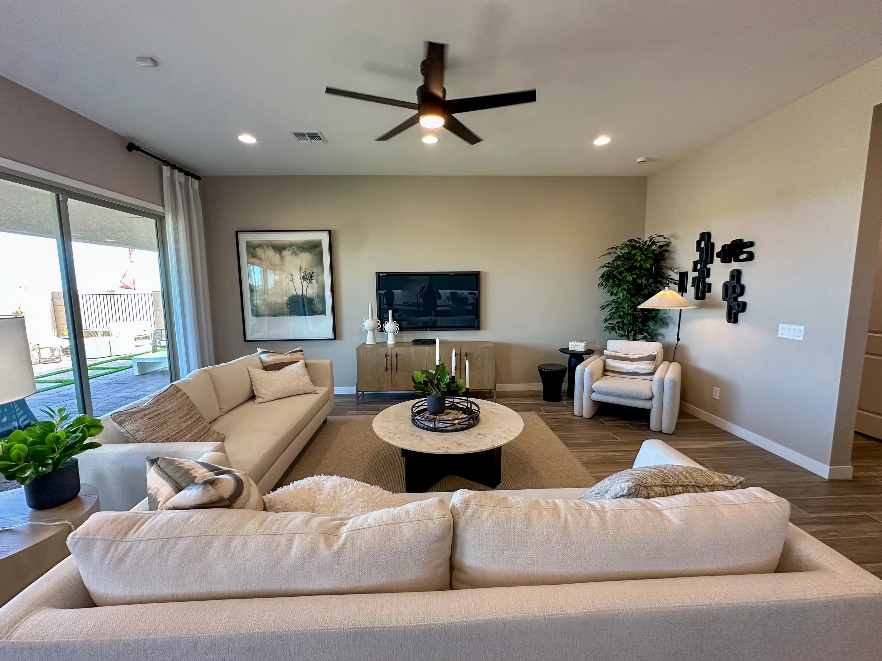 Cassandra — great room