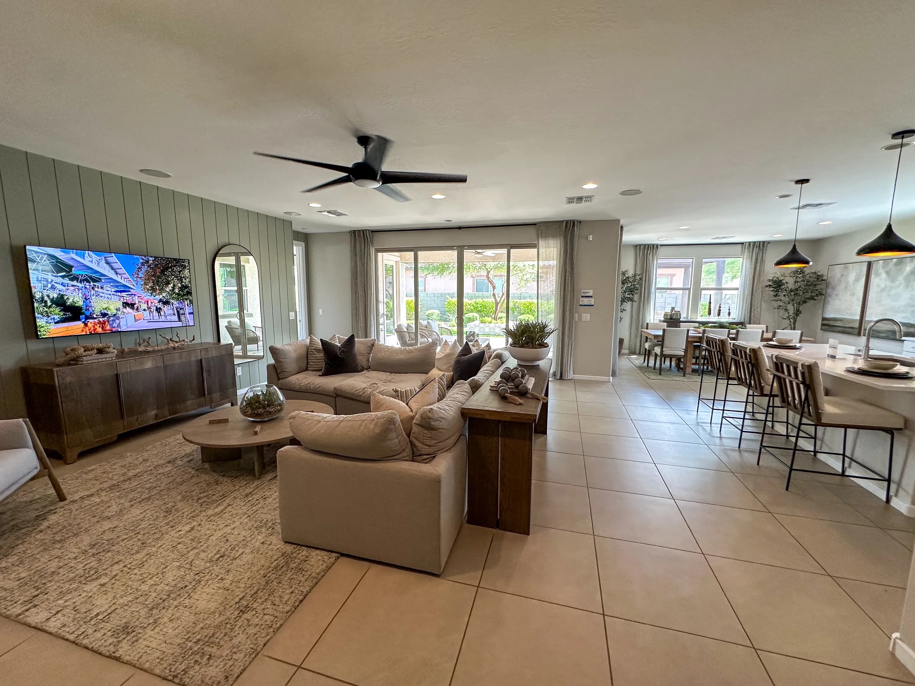 Lily — interior