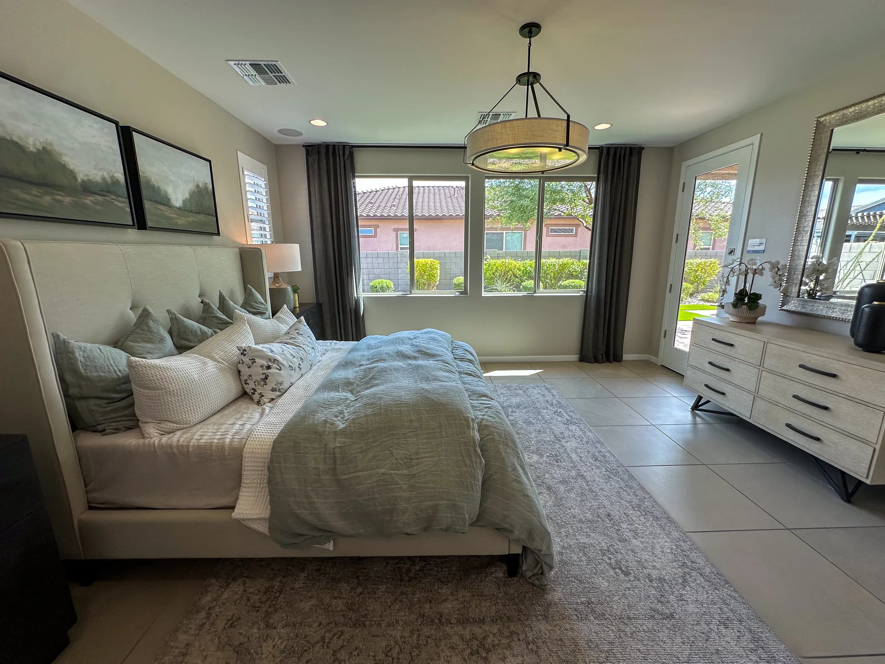 Lily — interior