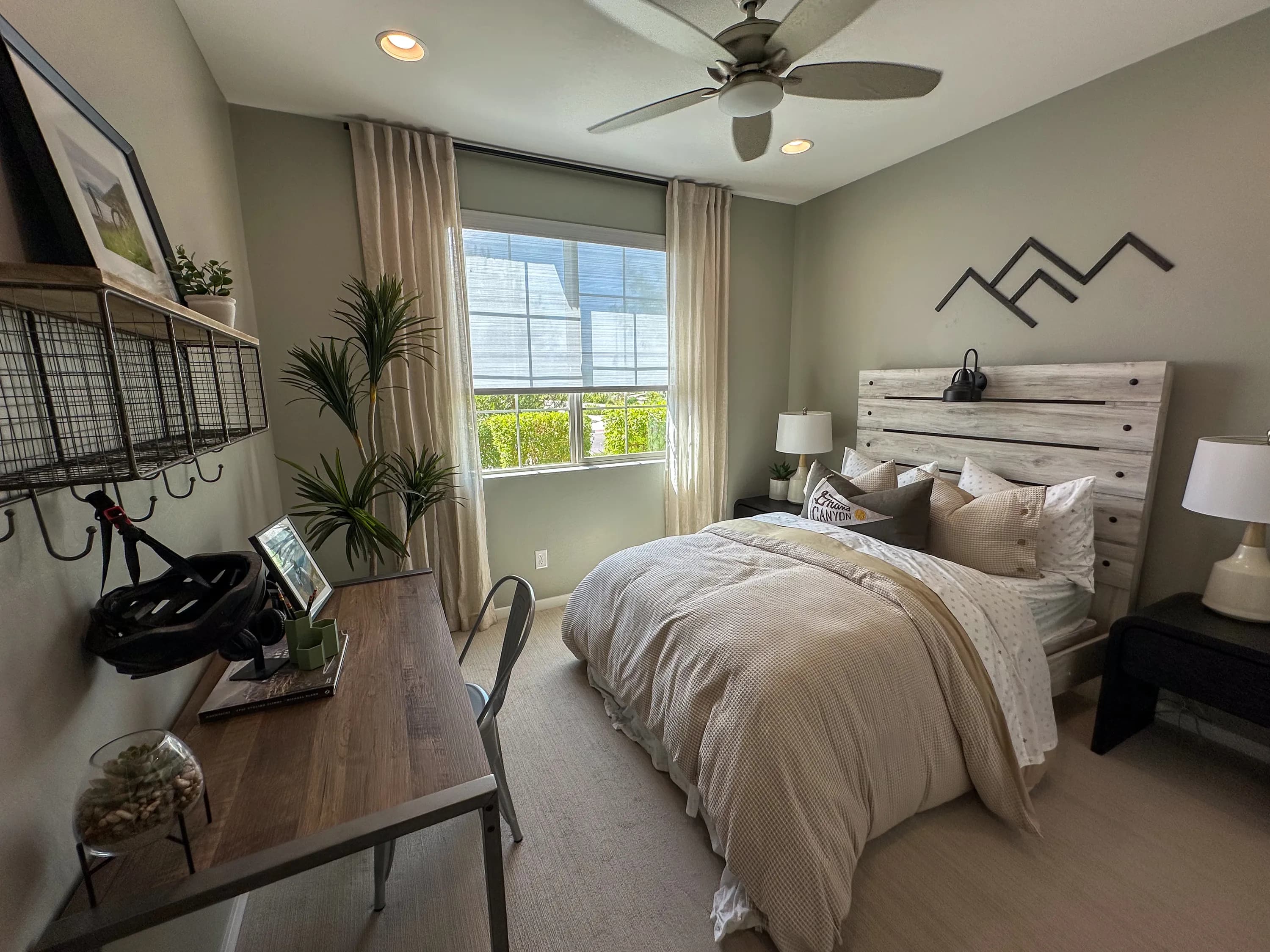 Lily — interior