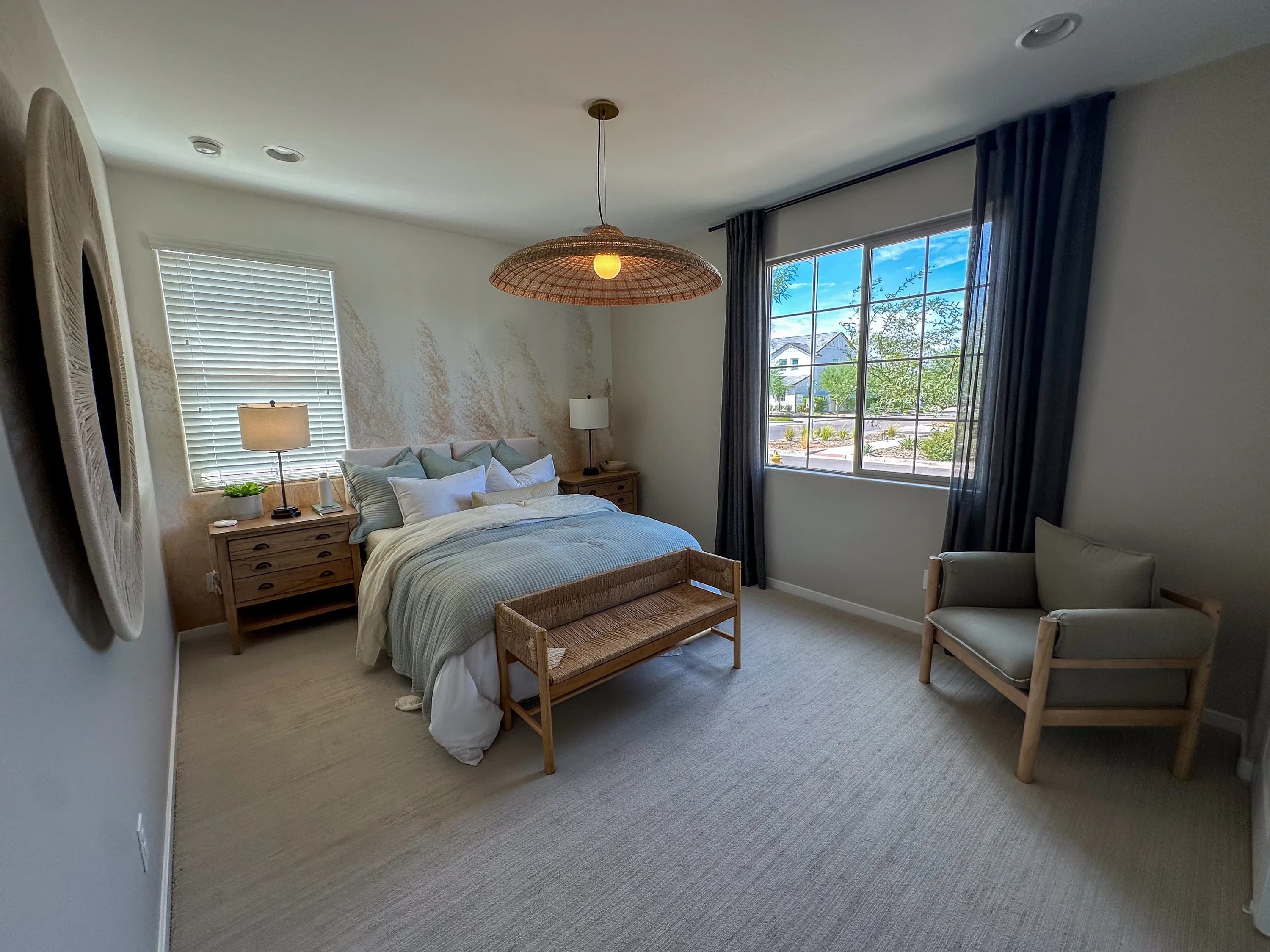 Lily — interior