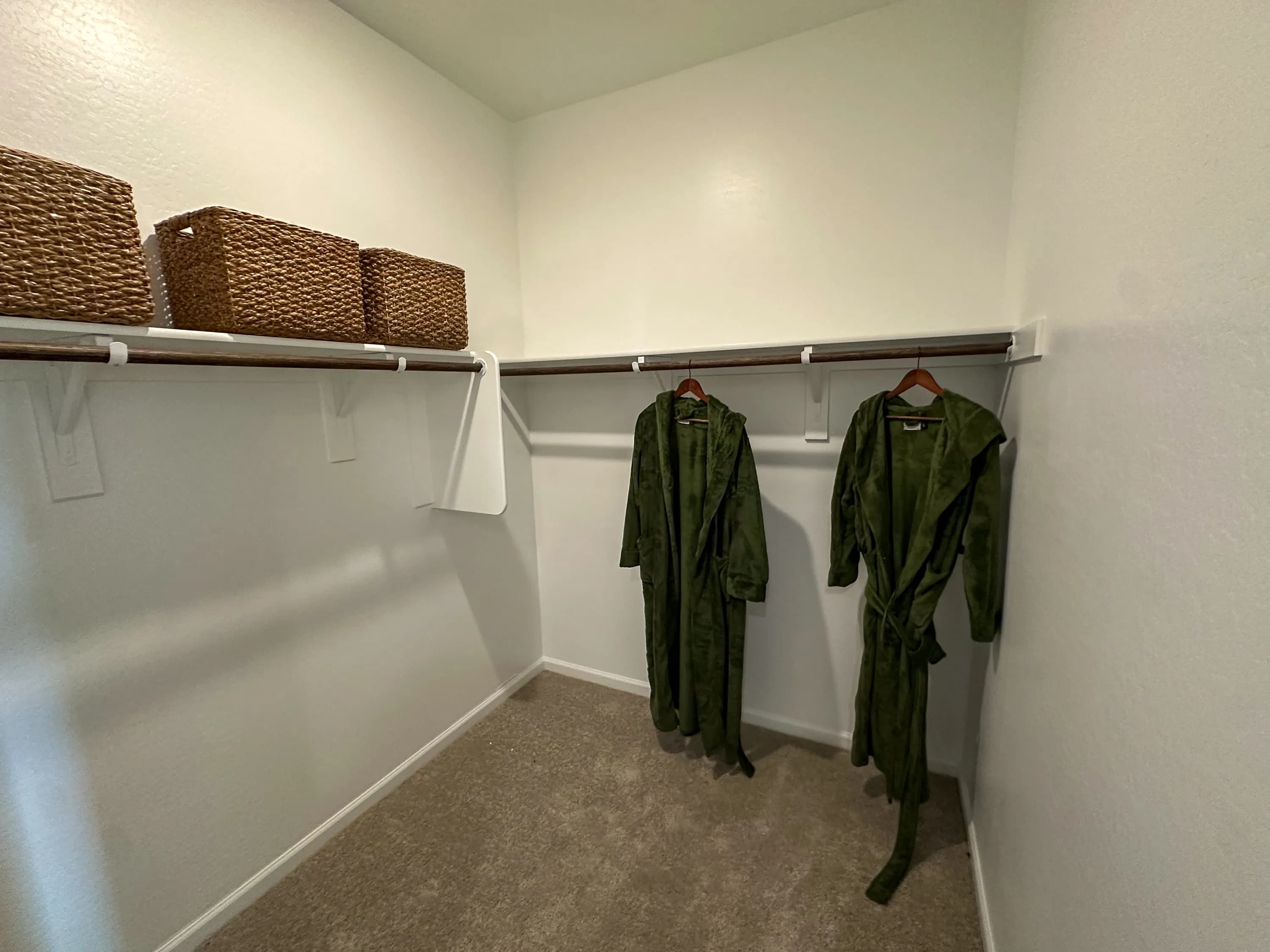 Solana — interior