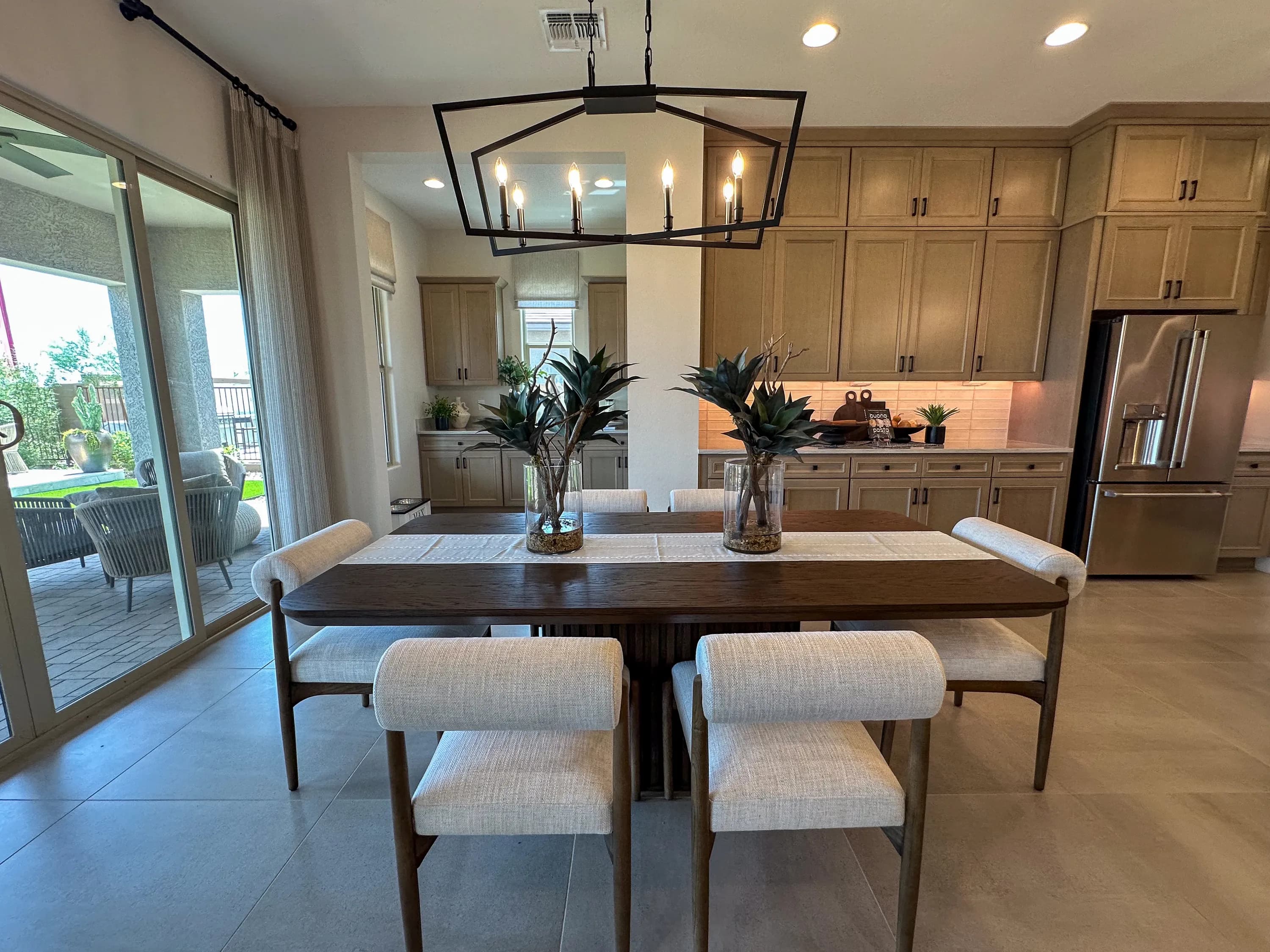 Julia — interior