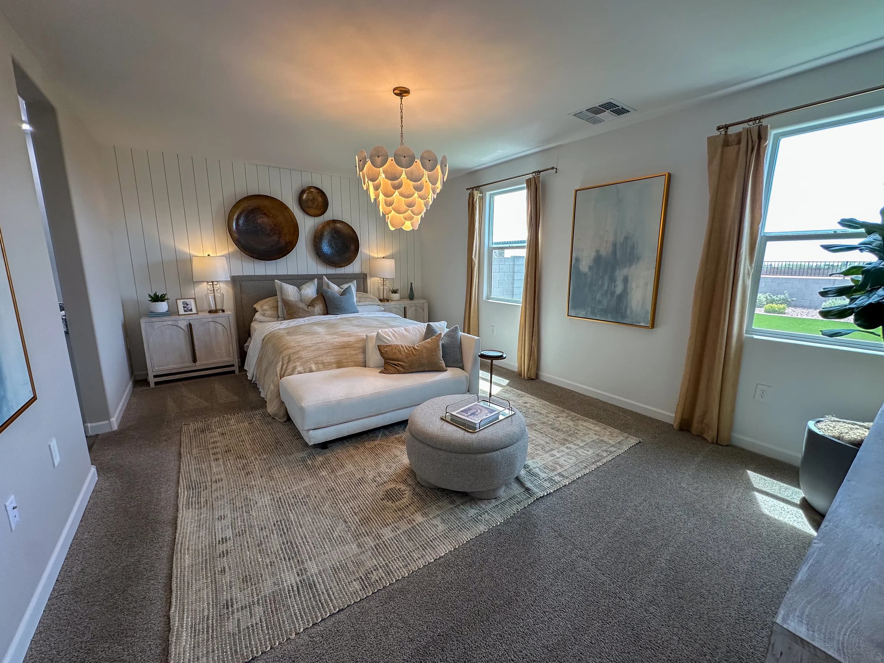 Kingston — interior