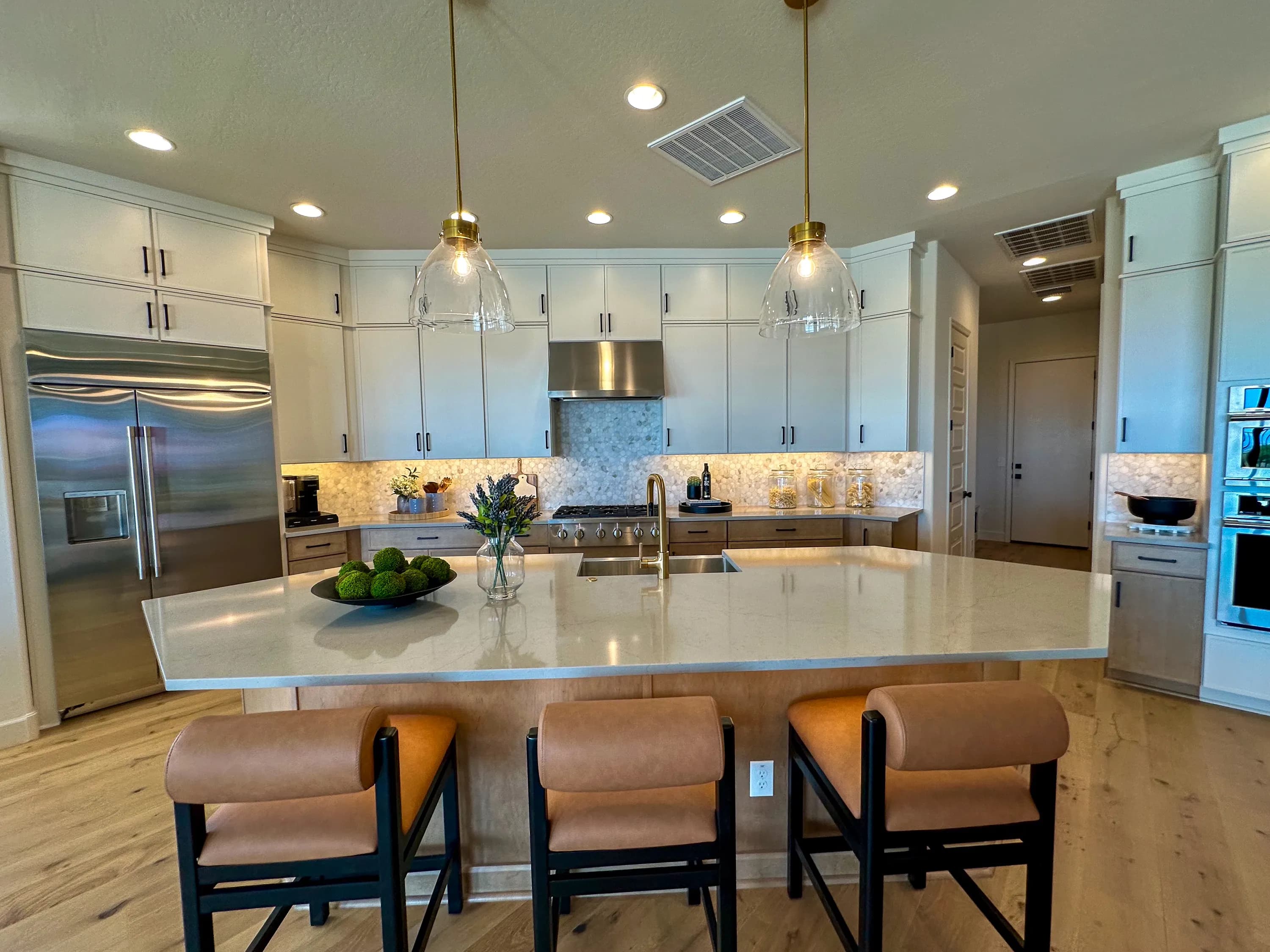 The Montura — great room