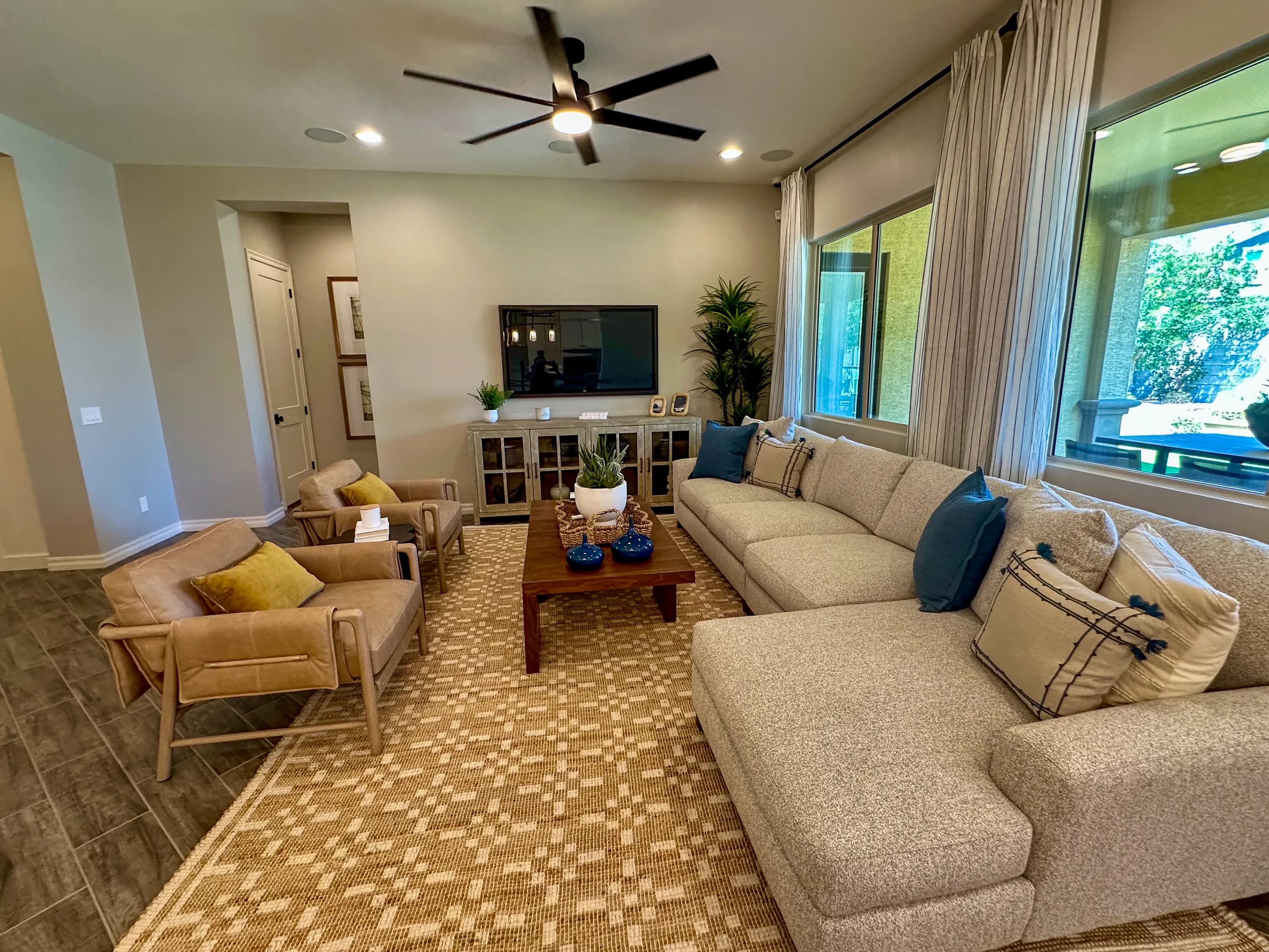 Rockaway — interior
