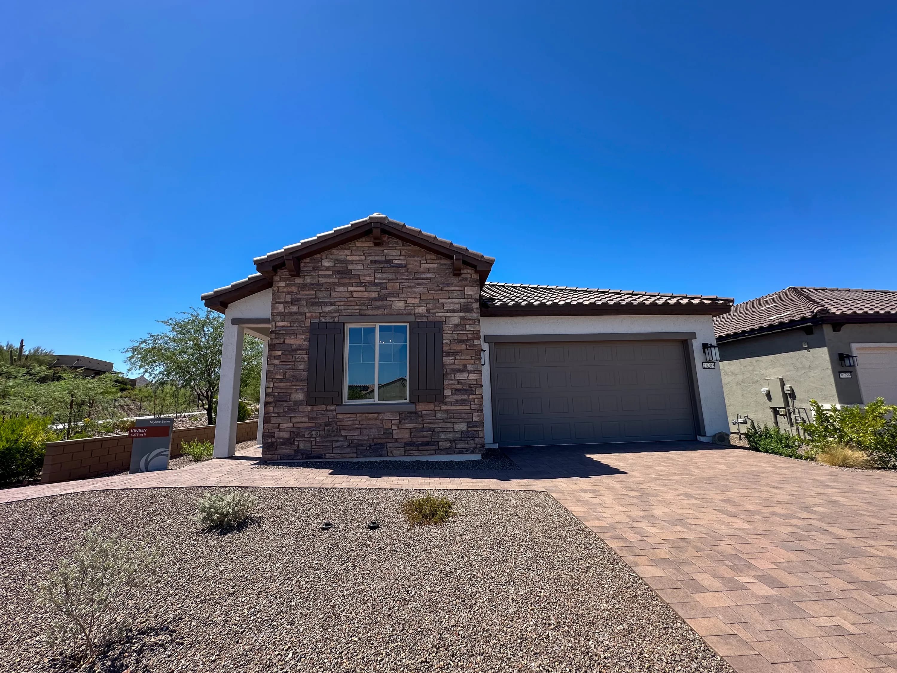 Kinsey — front exterior