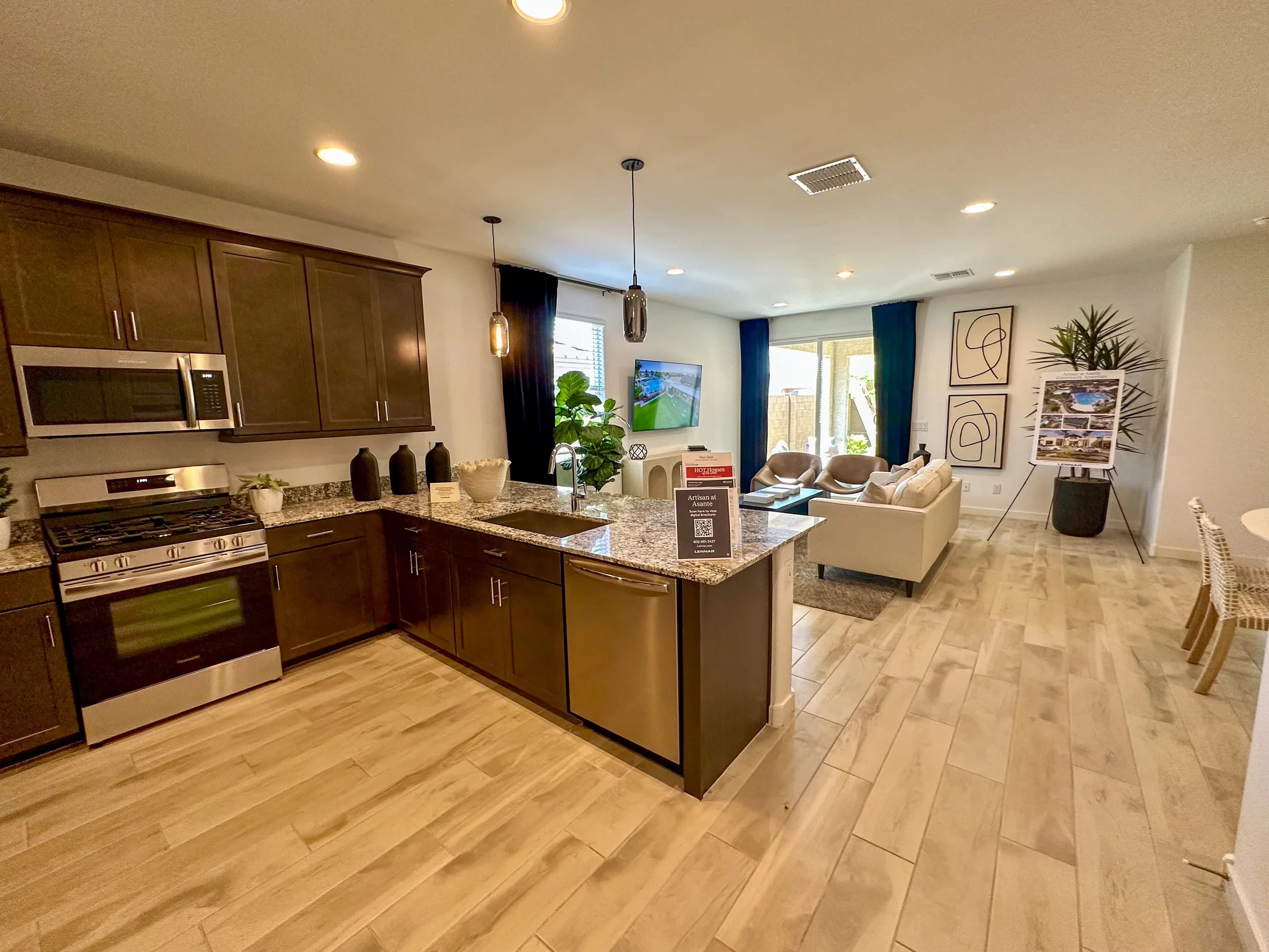 Latitude — interior