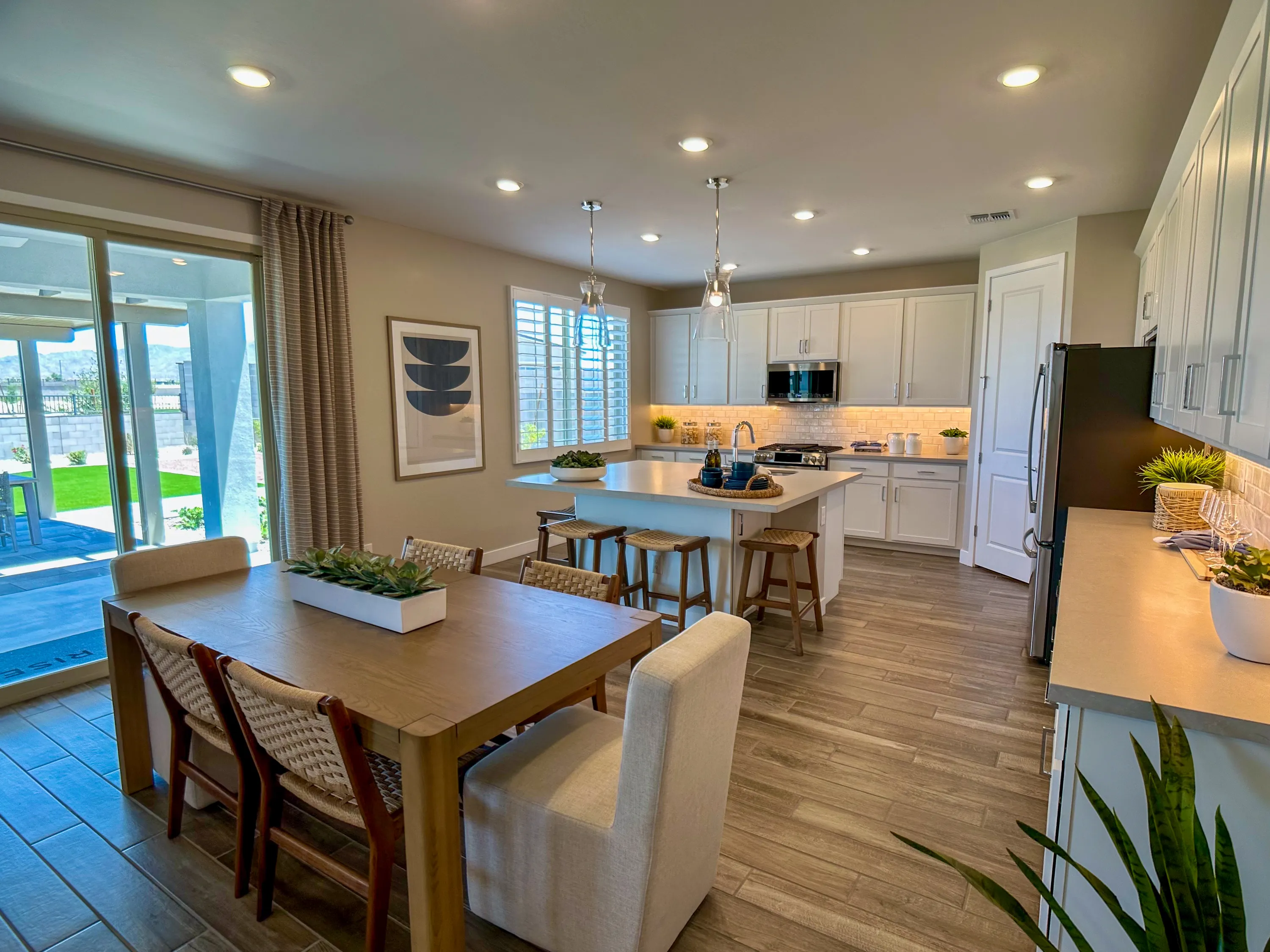 Residence 4005 by Risewell Homes at Risewell at Teravalis — photo 3 of 18