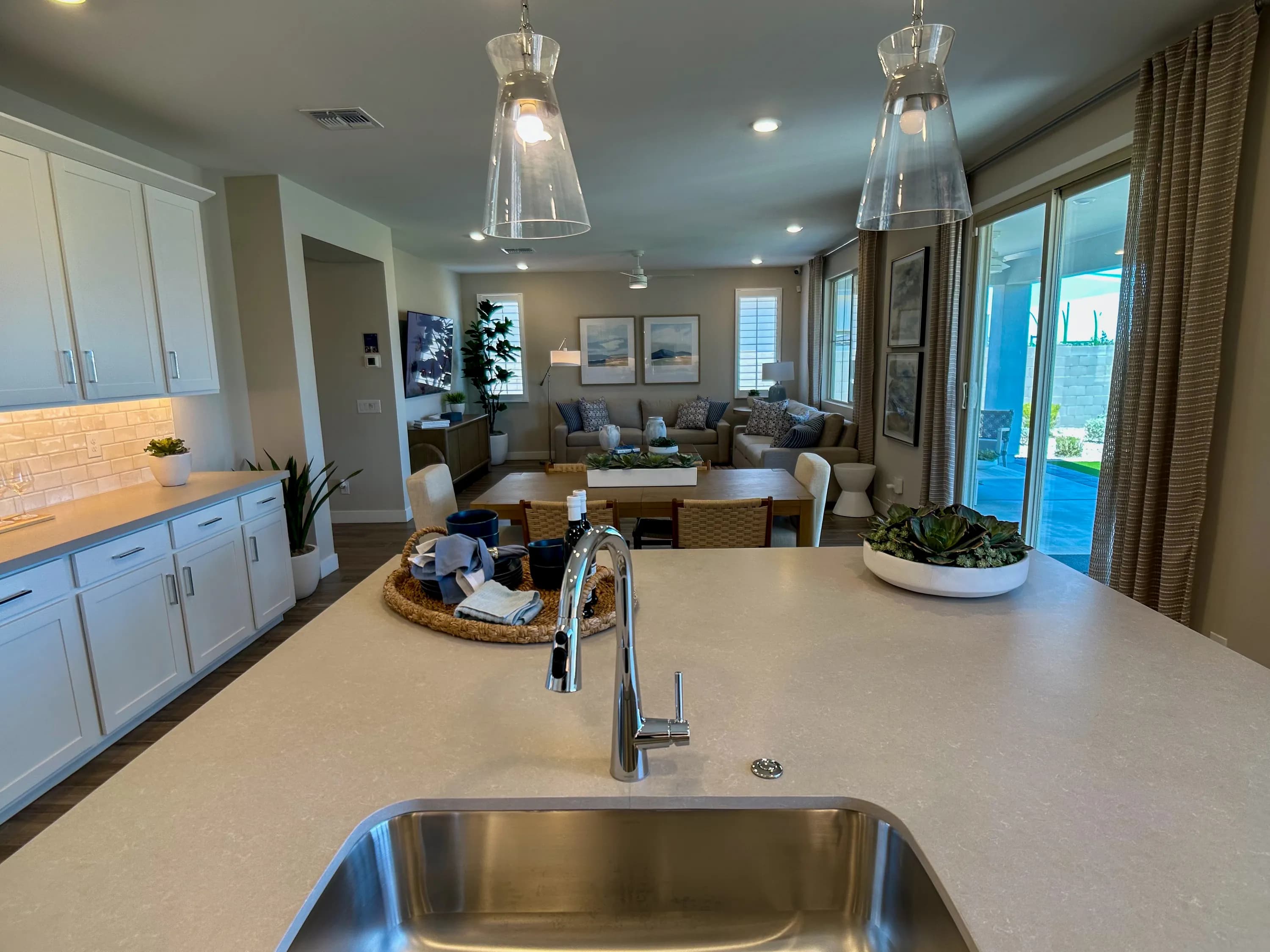 Residence 4005 by Risewell Homes at Risewell at Teravalis — photo 8 of 18