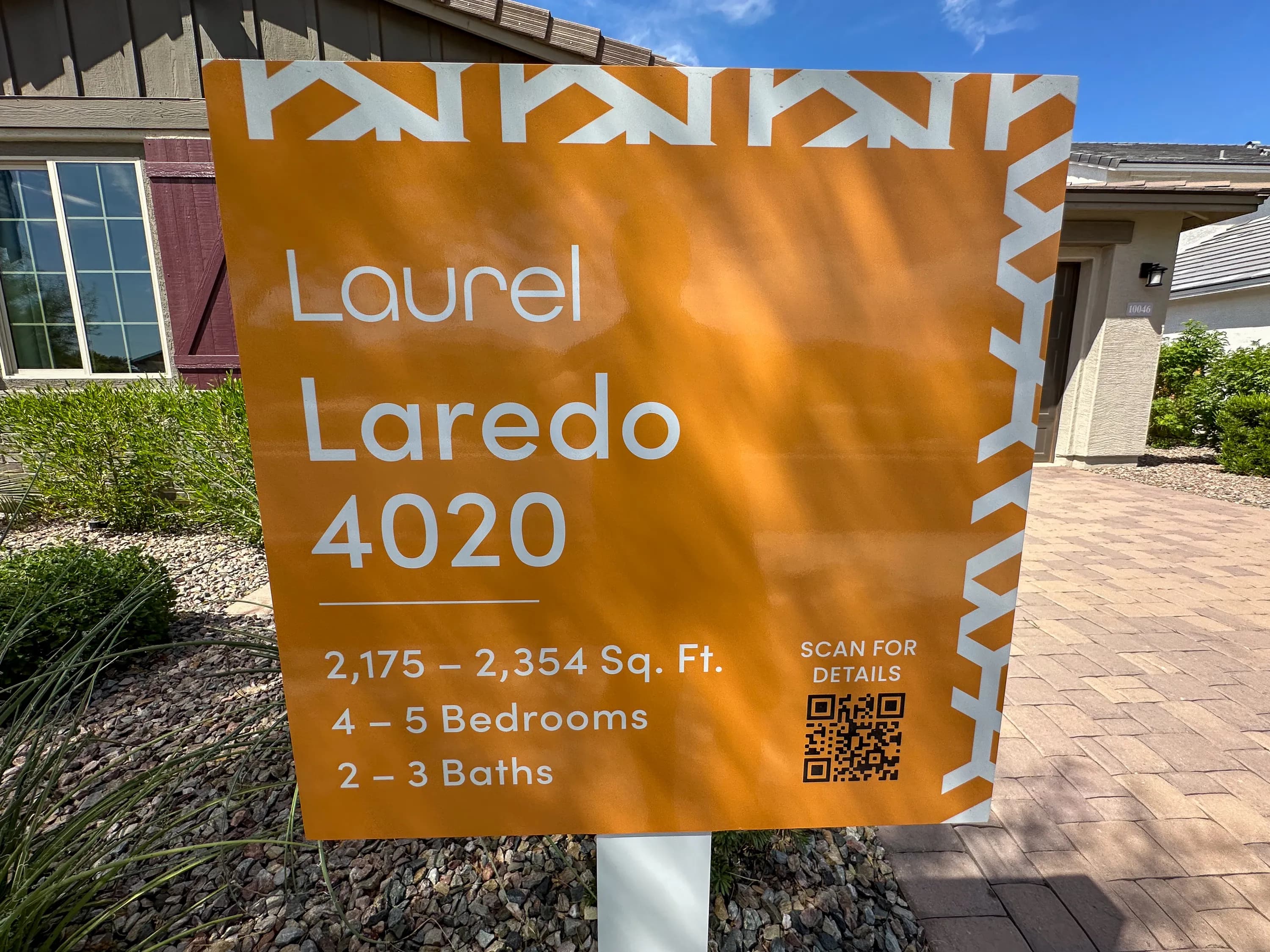 Laredo — front exterior