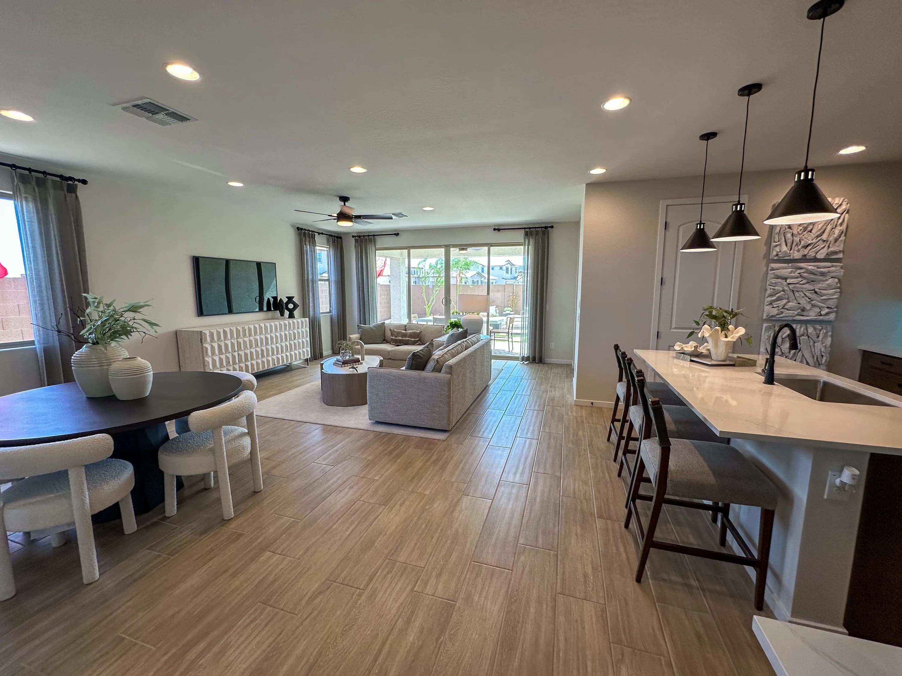 Slate — interior