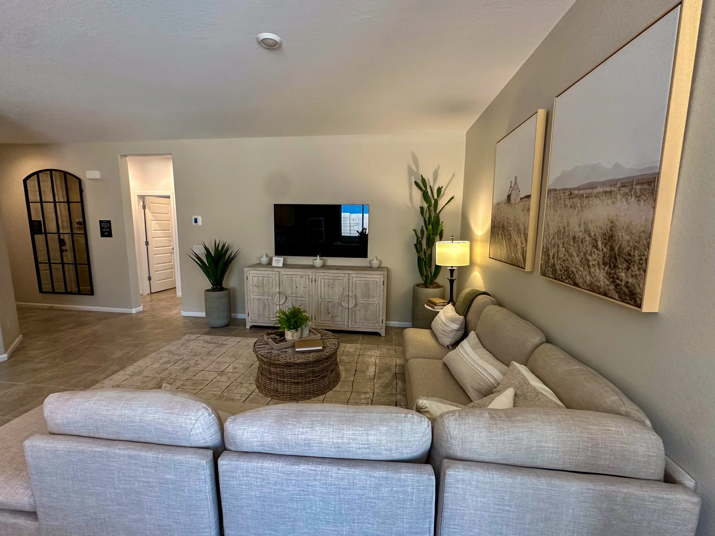 Coronado — interior